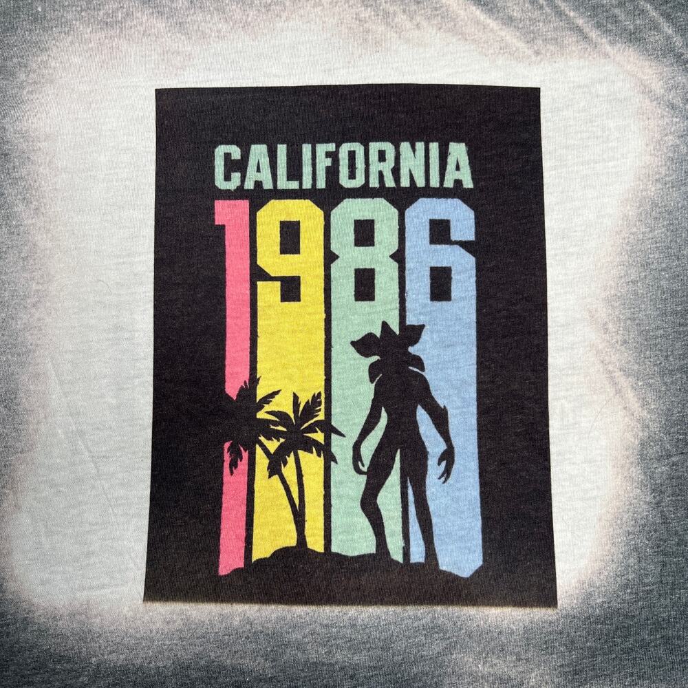 Stranger Things California 1986 Gray Bleached Tee XL
